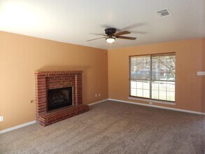 609 Man O War Dr in Harker Heights, TX - Building Photo - Building Photo