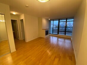 610 Victoria St in New Westminster, BC - Building Photo - Building Photo