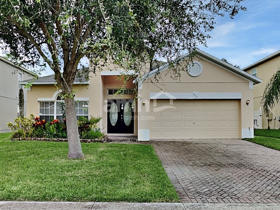 513 Spring Leap Cir in Winter Garden, FL - Foto de edificio