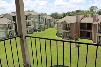 2550 N Alafaya Trl, Unit Waterford landing in Orlando, FL - Foto de edificio - Building Photo