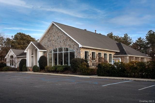 1000 Saddle Rock Rd in Holbrook, NY - Building Photo - Building Photo