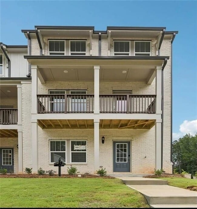 property at 400 Elise Wy