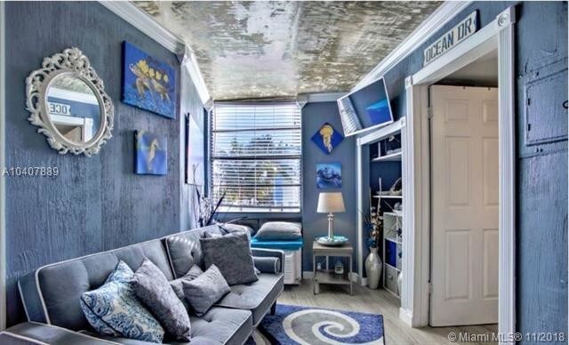 710 Washington Ave-Unit -325 in Miami Beach, FL - Building Photo