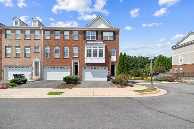 property at 20808 Yeats Sq
