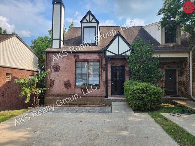 property at 2269 Ridgemont Dr