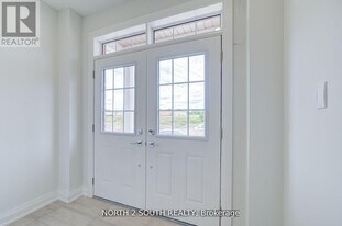 34 Virro Ct in Vaughan, ON - Building Photo