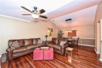 3300 Selwyn Farms Ln in Charlotte, NC - Building Photo - Building Photo