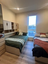 The Hive Glenrock in Los Angeles, CA - Foto de edificio - Building Photo