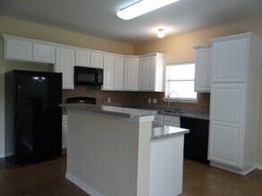26222 Avoyelles Ave in Denham Springs, LA - Building Photo - Building Photo