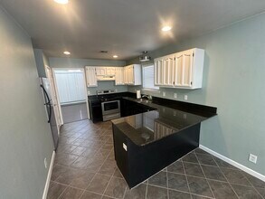 9322 E 92nd St S in Tulsa, OK - Building Photo - Building Photo