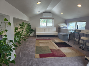 212 Michael Ave in Fullerton, CA - Building Photo - Building Photo