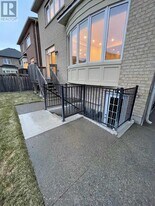 306 Cedar Hedge Rd in Milton, ON - Building Photo