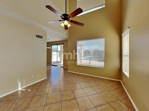 1505 S 113th Dr in Avondale, AZ - Foto de edificio - Building Photo