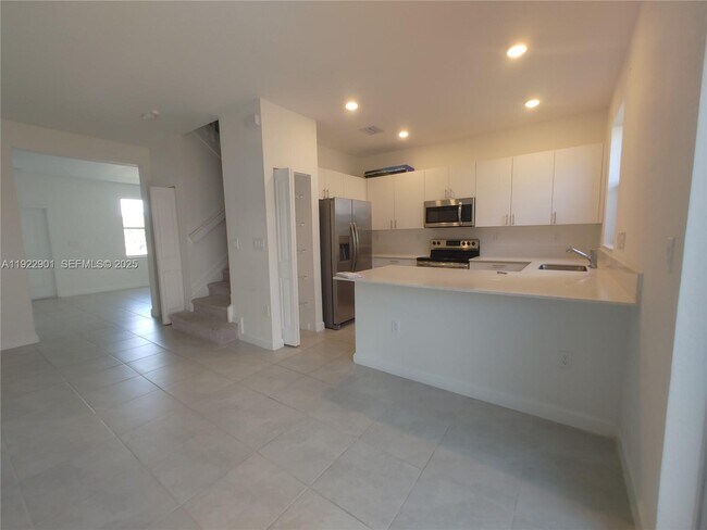 1766 SE 26th Rd in Homestead, FL - Building Photo - Building Photo