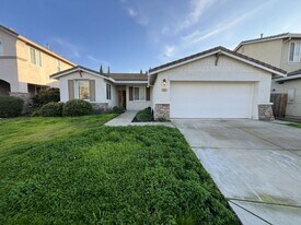 9977 Firethorn Way in Elk Grove, CA - Building Photo