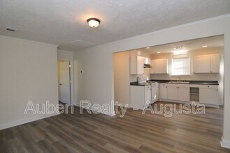 1924 Roberson Rd in Augusta, GA - Building Photo - Building Photo