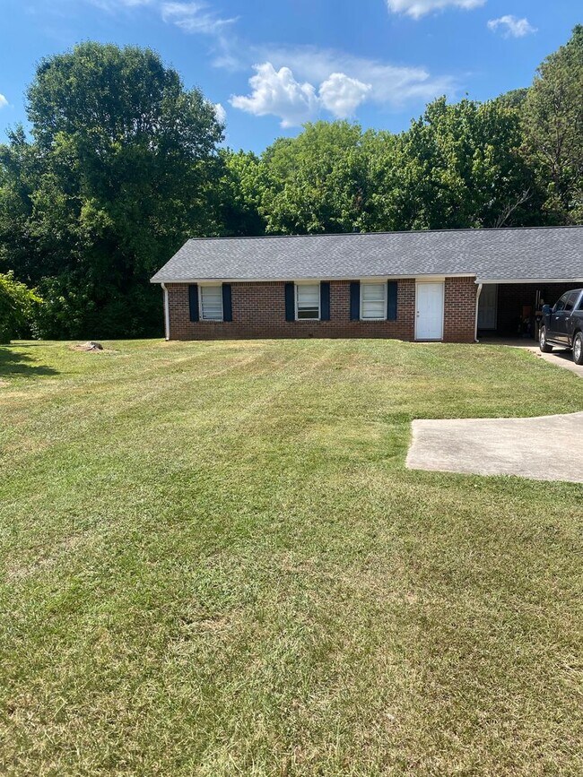property at 7324 Cave Spring Rd SW
