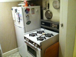 246 Commonwealth Ave, Unit 3A in Boston, MA - Building Photo - Building Photo