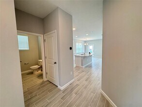 15340 BURGTHEATER Dr in Winter Garden, FL - Building Photo - Building Photo