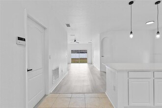 4406 Hidden Meadow Dr in Kissimmee, FL - Building Photo - Building Photo