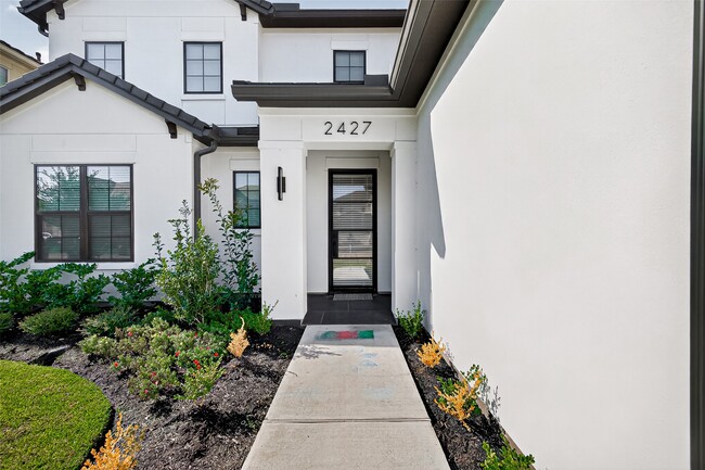 2427 Camden Creek Ln in Houston, TX - Building Photo - Building Photo