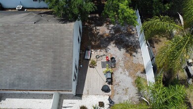 10027 Creekwater Blvd in Orlando, FL - Building Photo - Building Photo