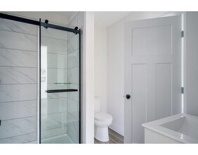 317 Belgrade Ave-Unit -306 in Boston, MA - Building Photo - Building Photo