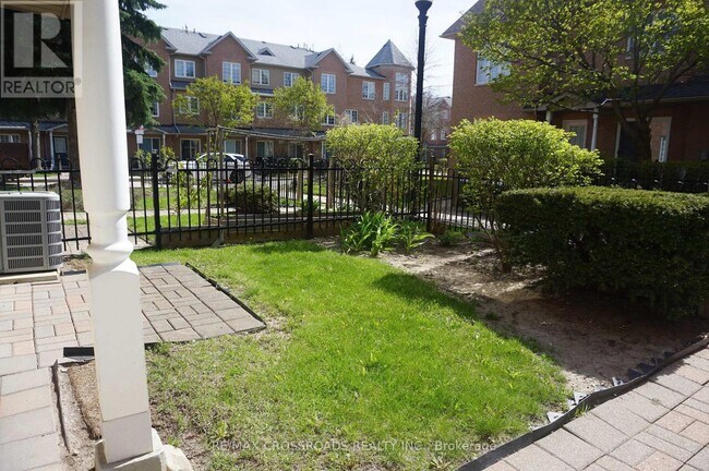 12 St Moritz Way in Markham, ON - Building Photo - Building Photo