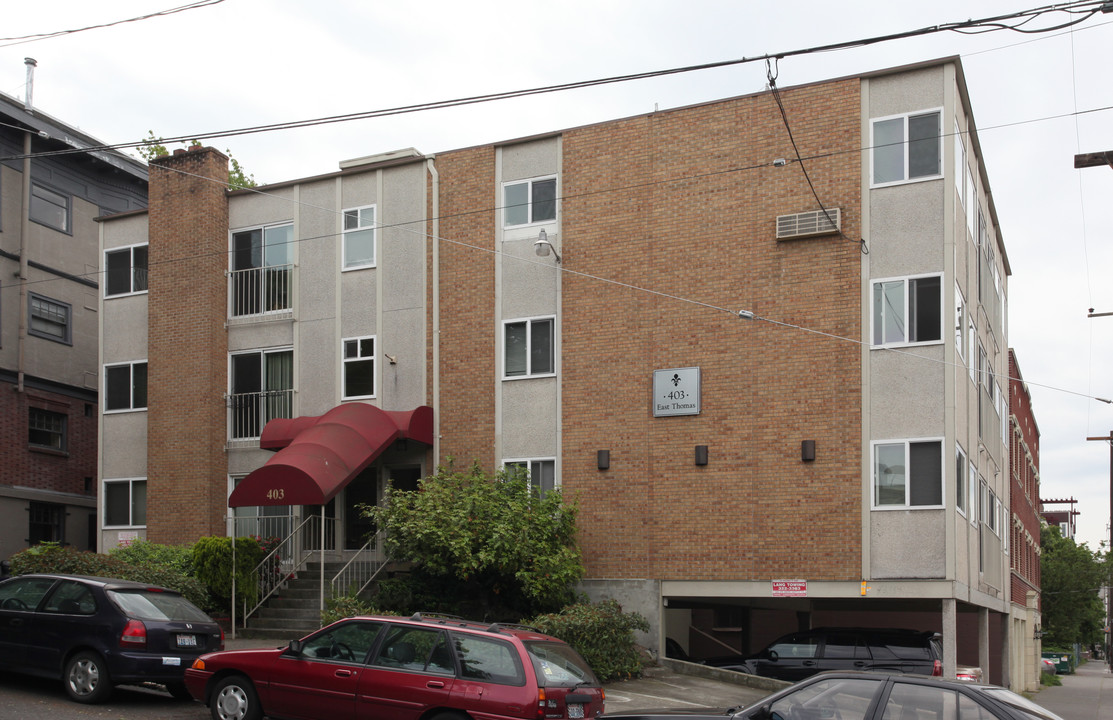 Edgene Apartments in Seattle, WA - Building Photo