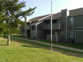 Harbor View Apartments