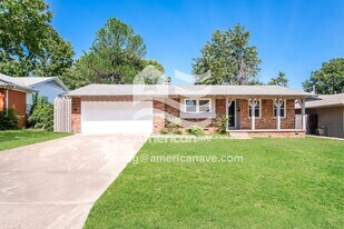 5377 E 30th Pl in Tulsa, OK - Building Photo