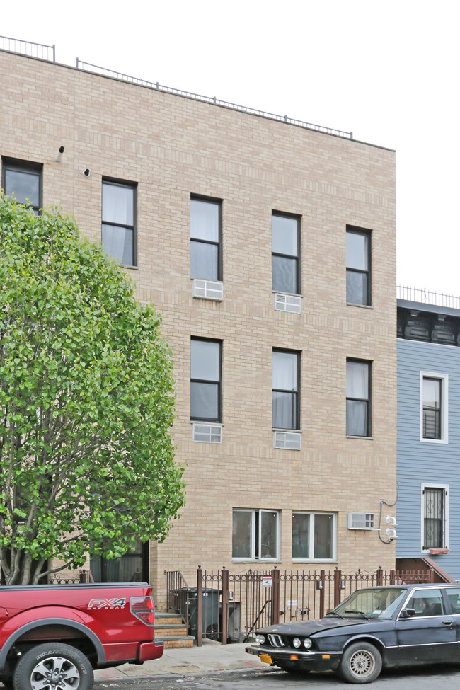 132 Jefferson St in Brooklyn, NY - Building Photo - Building Photo