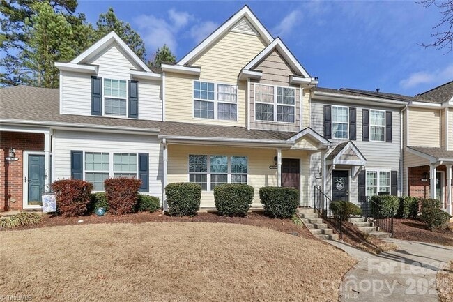 153 Marakery Rd in Mooresville, NC - Foto de edificio - Building Photo