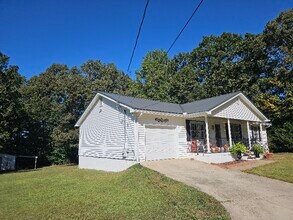 1267 Kilgore Rd in Griffin, GA - Building Photo - Building Photo