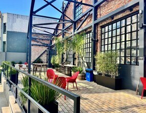 230 7th St in San Francisco, CA - Building Photo - Building Photo