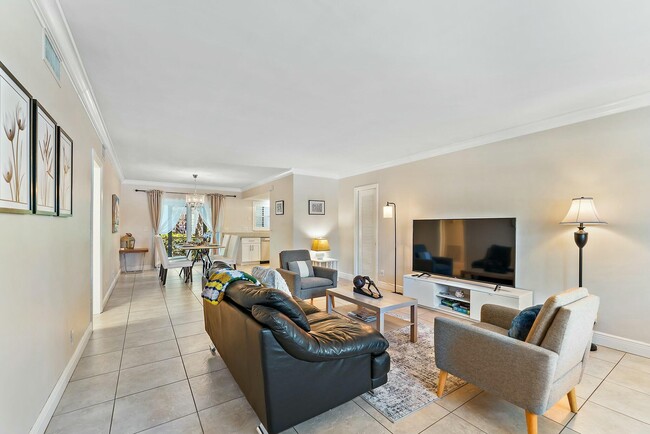 3036 Park Ave in West Palm Beach, FL - Building Photo - Building Photo