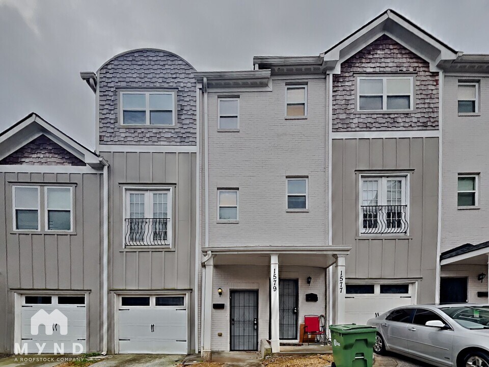1579 Park Pl NE in Atlanta, GA - Foto de edificio