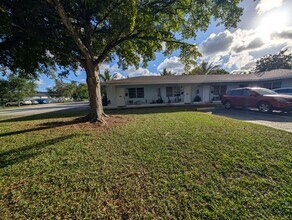 828 NE 16th St in Fort Lauderdale, FL - Building Photo - Building Photo