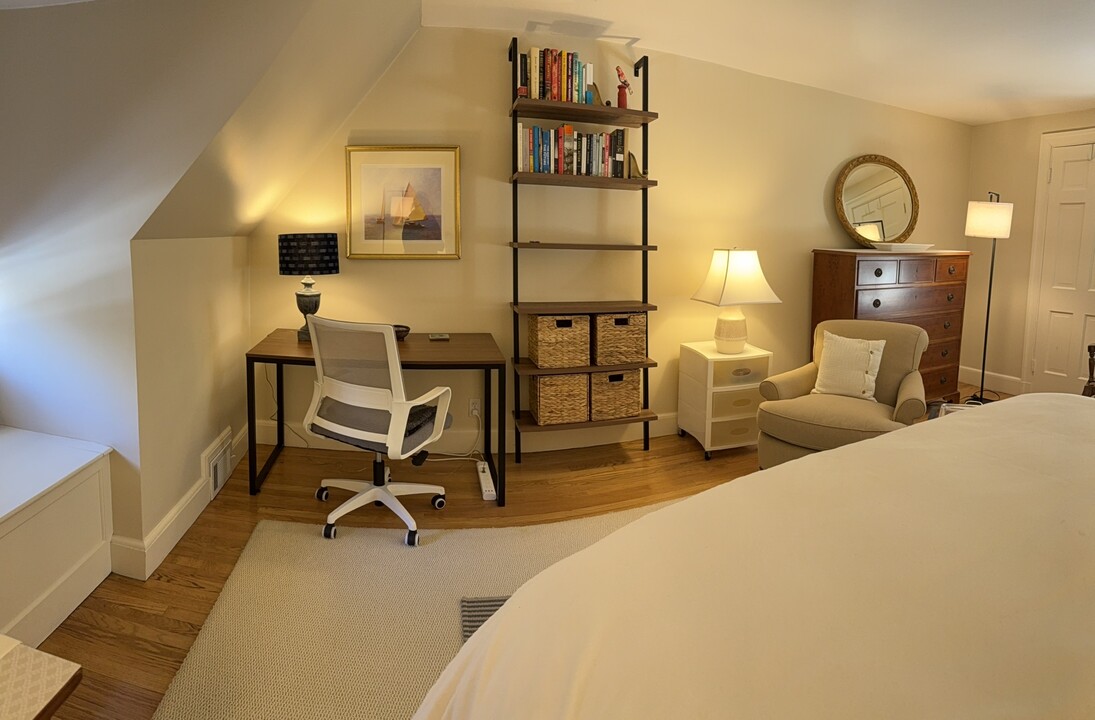 6 Bradford Rd, Unit 6 Bradford in Wellesley, MA - Foto de edificio