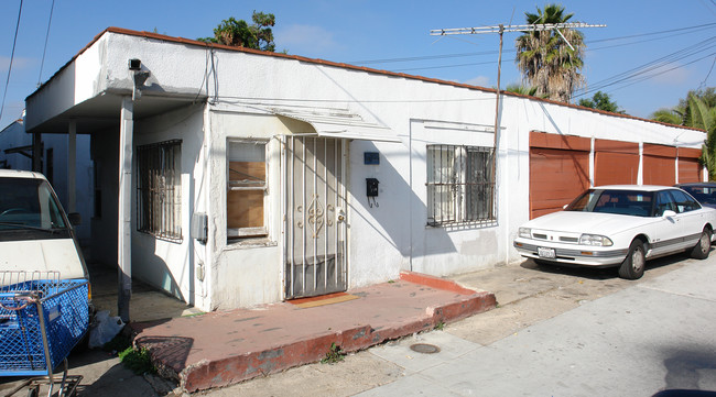 4039-4047 34th St in San Diego, CA - Foto de edificio - Building Photo