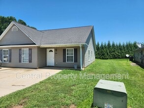 506 Seays Crest Dr in Inman, SC - Building Photo - Building Photo