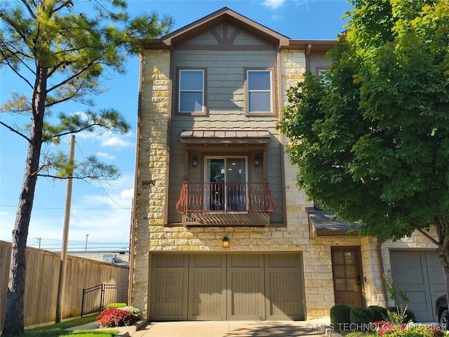 property at 1331 E 41st Pl