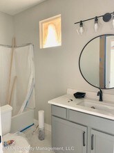 918 N LBJ Dr in San Marcos, TX - Building Photo - Building Photo