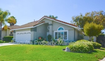 1620 Paso Robles Ct in Camarillo, CA - Building Photo