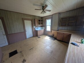 1214 W Butler St in Peoria, IL - Building Photo - Building Photo