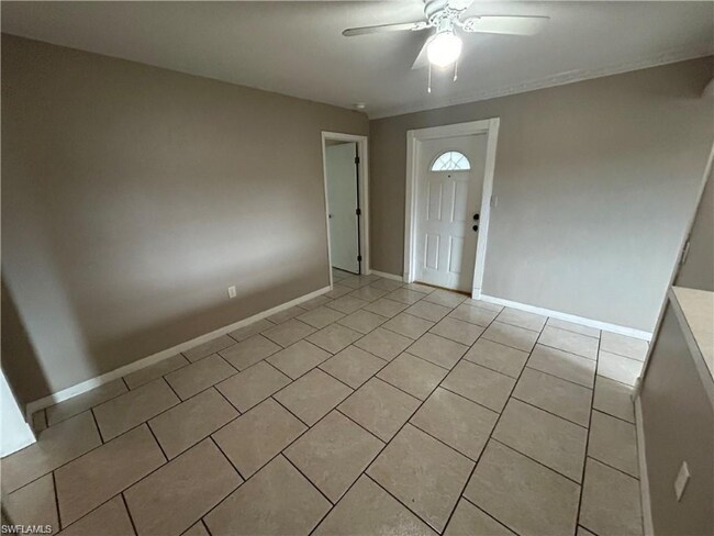 2828 Jackson St in Ft. Myers, FL - Building Photo - Building Photo