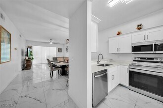 1024 Mainsail Dr in Naples, FL - Building Photo - Building Photo