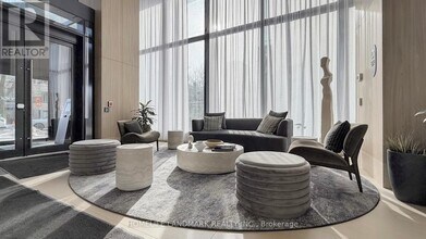 36 Olive Ave in Toronto, ON - Building Photo - Building Photo