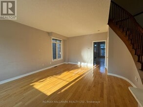 10561 Bayview Ave in Richmond Hill, ON - Building Photo - Building Photo