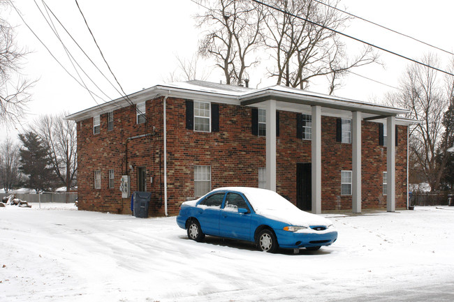 3209 Melody Acres Ln in Louisville, KY - Foto de edificio - Building Photo